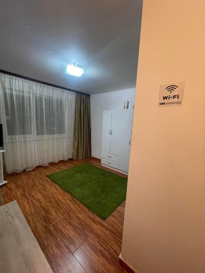 One Room Apartment Ptm Bucharest Luaran gambar